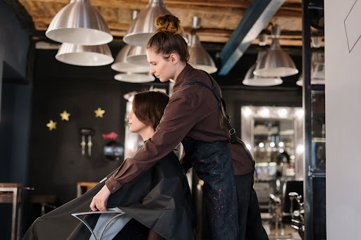 How To Retain Clients In A Salon: Gain Long-Term Clients